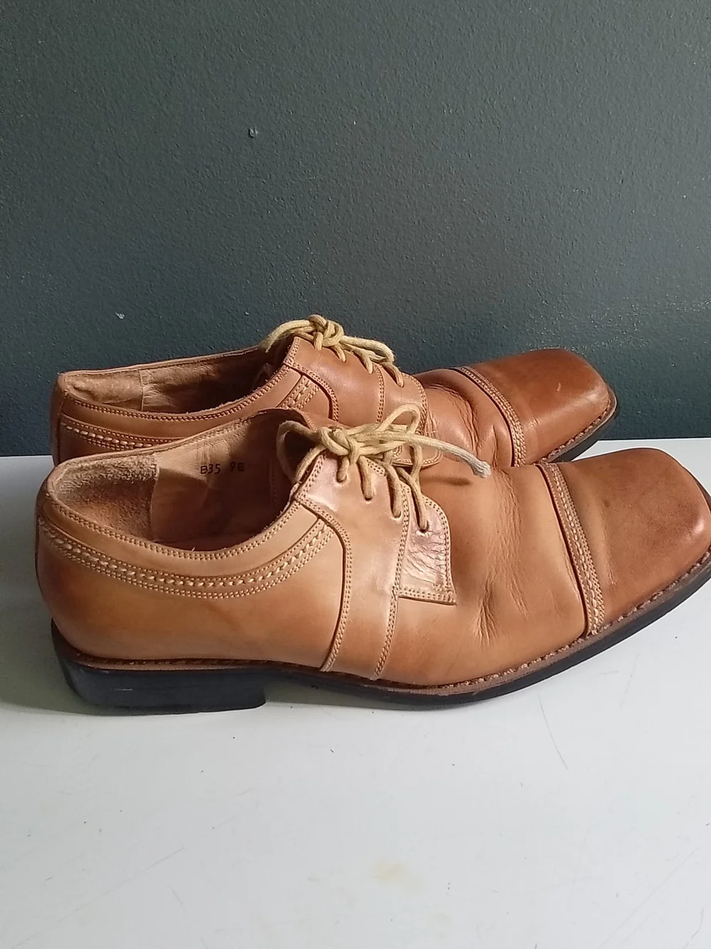 J Bosco Mens Tan Leather Cap Toe Dress Shoes Square Toe Lace Up Oxfords Size 9B